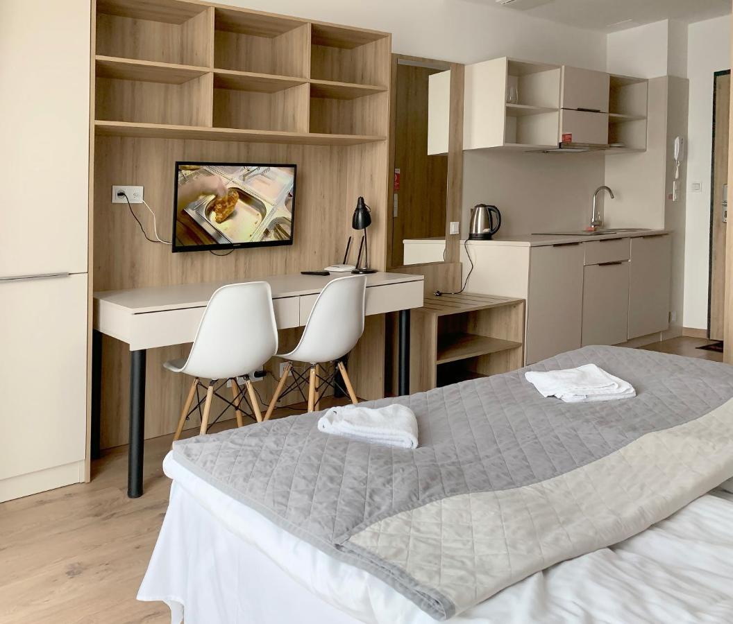 404 Rooms Wolska Apartament Warschau Exterior foto